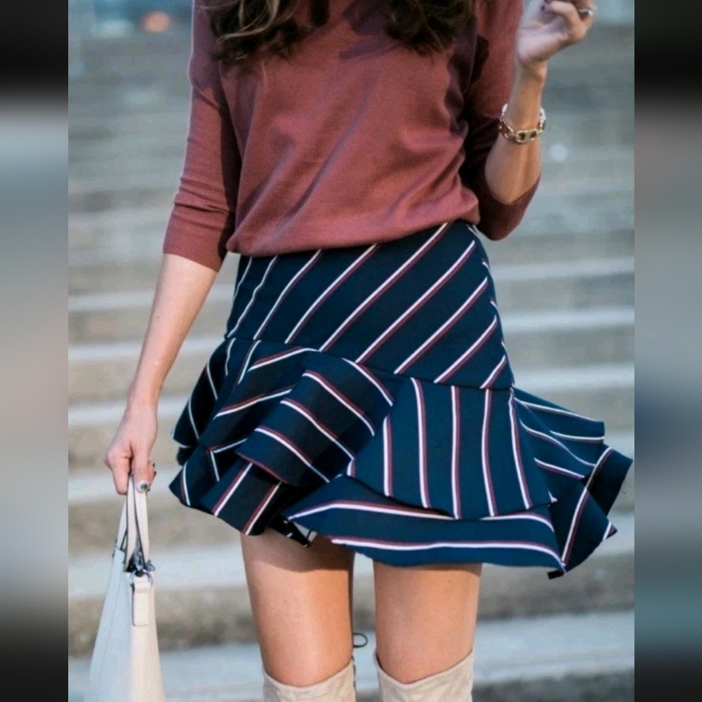 EXPRESS Tiered Stripe Ruffle Navy Blue Red White Stripe Skirt Size 2